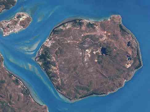 File:Horn Island, Torres Strait (Landsat).jpg