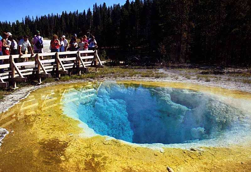 File:Morning Glory Pool.jpg