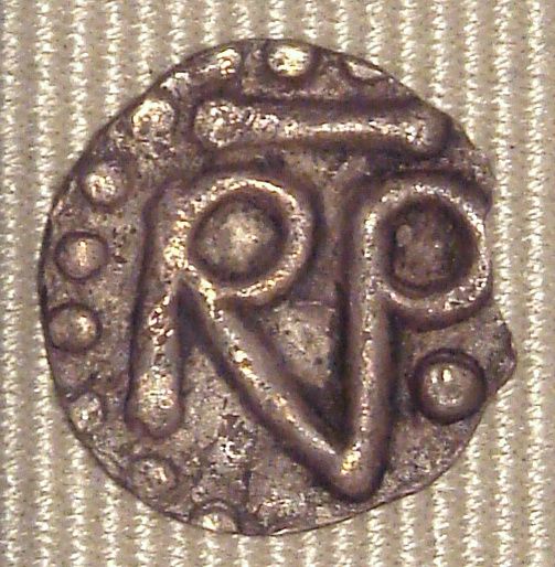 File:Pepin le Bref denier Troyes 751 768.jpg