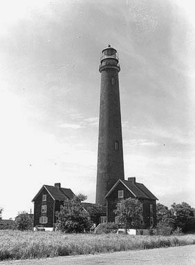 File:Shinnecock Light, NY.JPG