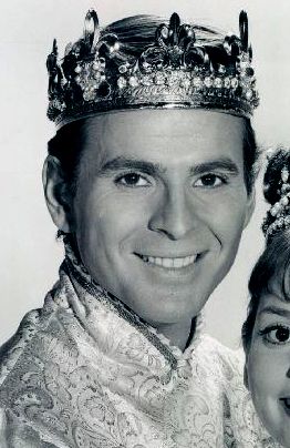 File:Stuart Damon (cropped).jpg