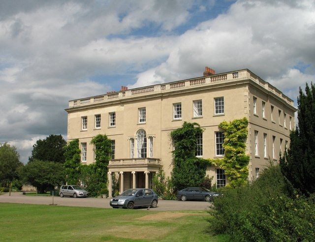 File:Waterperry House - geograph.org.uk - 1484508.jpg