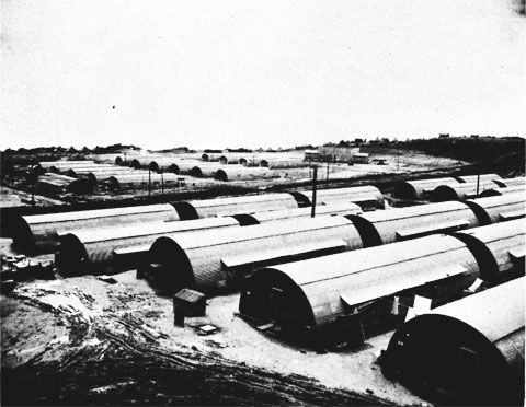 File:CASU52Camp AdministrationIwoJimabase1945.jpg