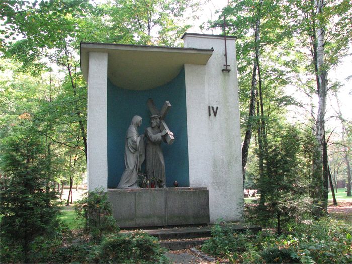 File:Calvary of Katowice Panewniki 4 Station.jpg