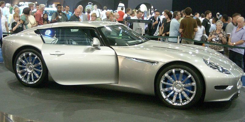 File:Lightning GT side.jpg