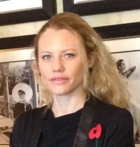 File:Sarah Harrison, 2013.jpg