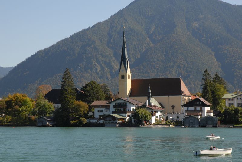 File:St. Laurentius Rottach-Egern.jpg