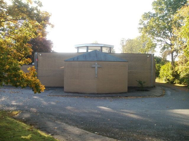 File:St Paul's Church, Cyncoed-Geograph-2115658-by-Jaggery.jpg