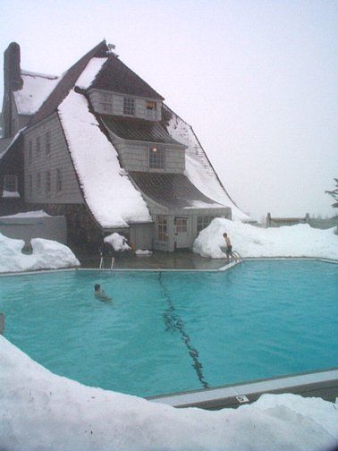 File:Timberline Lodge01.jpg