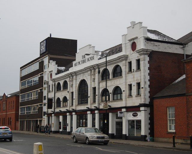 File:Art Picture House, Bury.jpg