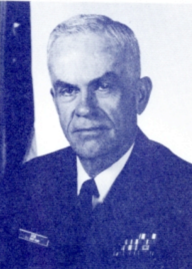 File:Clyde Lusk VADM USCG.png