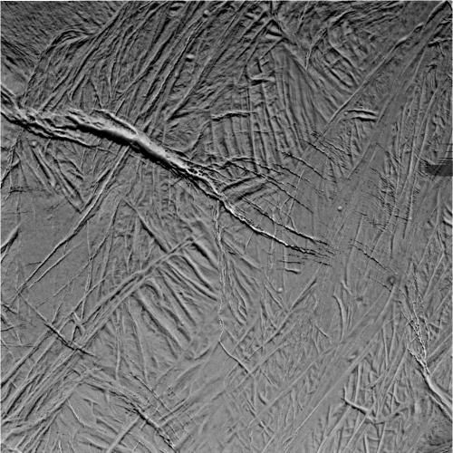 File:Enceladus closeup.jpg