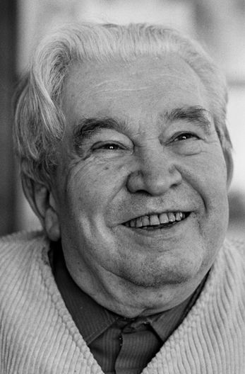 File:Jaroslav Seifert 1981 foto Hana Hamplová (cropped).jpg