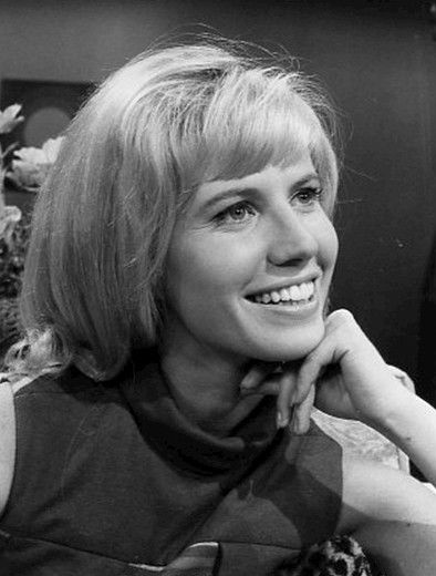 File:Leslie Charleson 1967.JPG