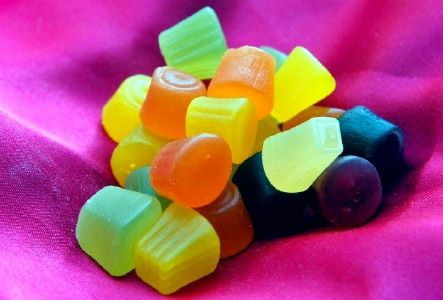 File:Midget gems.jpg