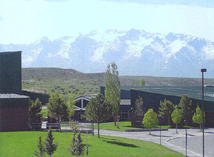 File:Spring Creek High.jpg