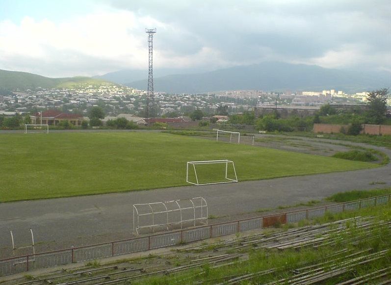 File:Vanadzor, Lori stadium 14.06.2007.jpg