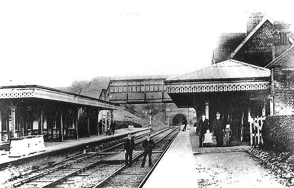 File:West Hoathly station circa 1905.jpg