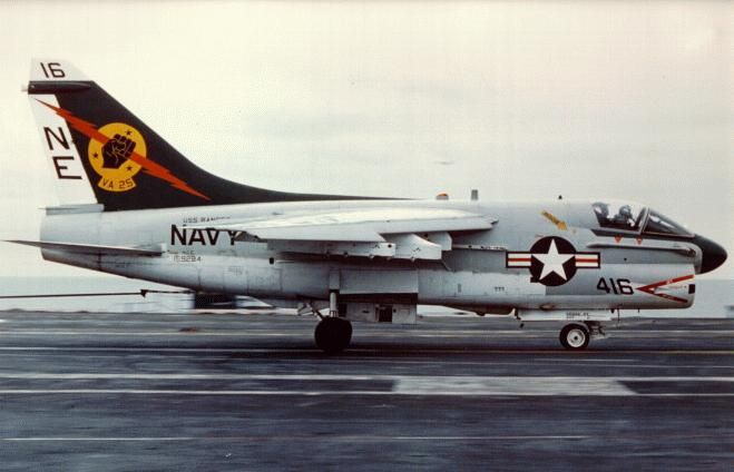 File:A-7E VA-25 landing CV-61.jpeg