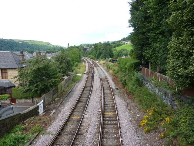 File:Burnley to Halifax Railway (geograph 2011149).jpg