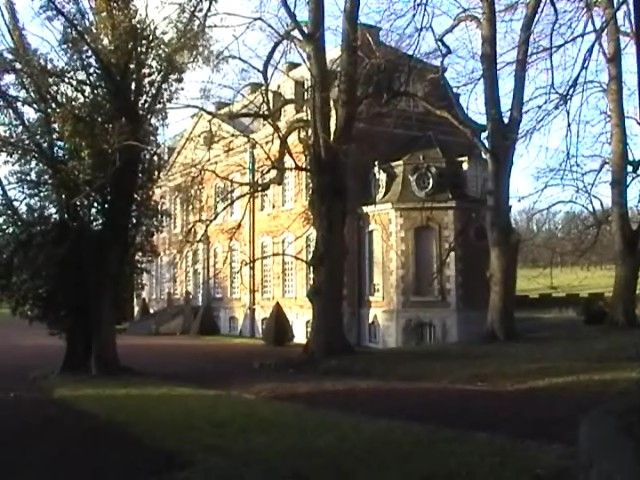 File:Château de Soiron.jpg