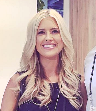 File:Christina El Moussa 2.png