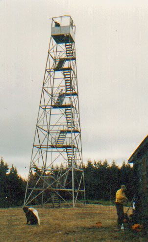 File:Hunter Mountain fire tower.jpg