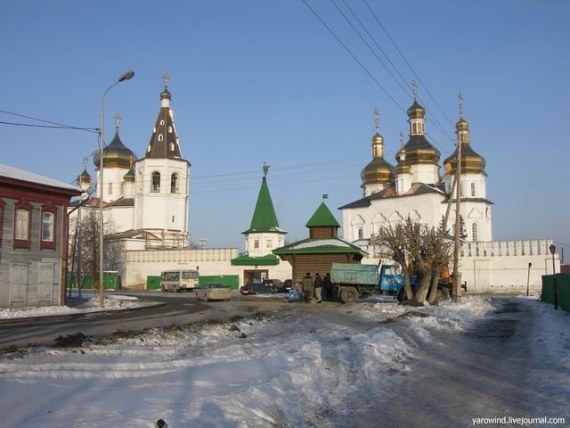 File:Troitsky Monastery in Tyumen.jpg