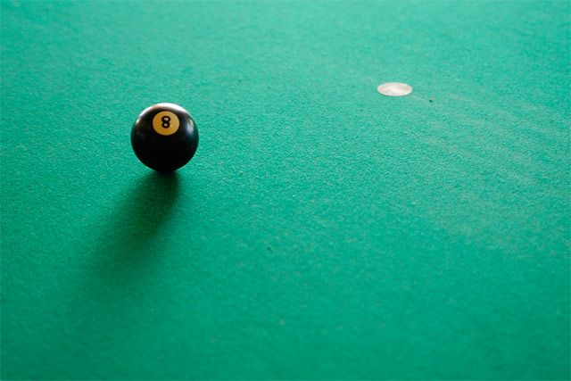 File:8 ball.jpg