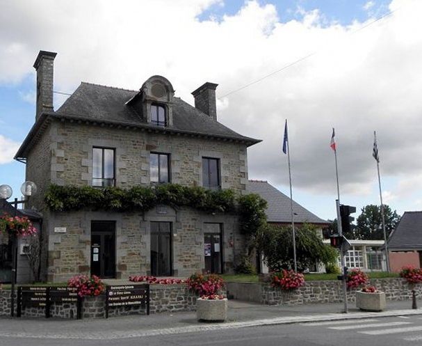 File:Baguer-Pican (35) Mairie.jpg