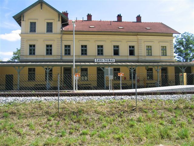 File:Bahnhof-Gars-Thunau.JPG