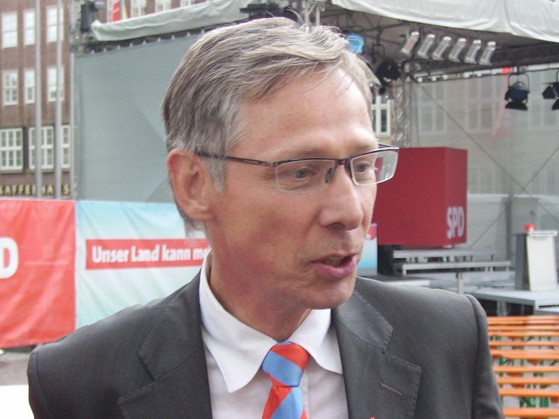 File:Carsten Sieling.jpg