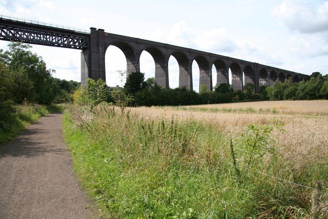 File:Conisbrough Viaduct - geograph.org.uk - 925574.jpg