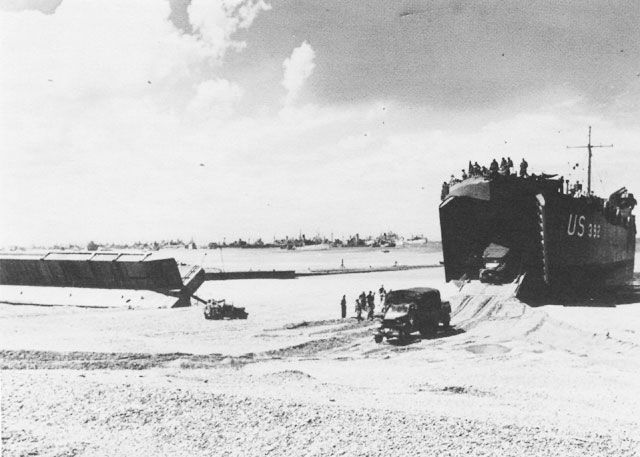 File:Dried out LST discharges at Omaha Beach.jpg