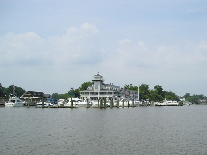 File:Smithfield smithfield station from pagan river.JPG