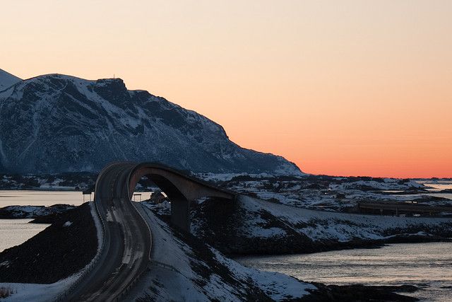 File:Storseisundet bru winter.jpg