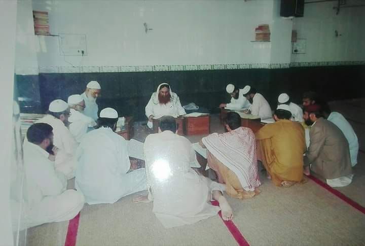 File:Zubair-ali-zai-teaching-abu-dawood.jpg