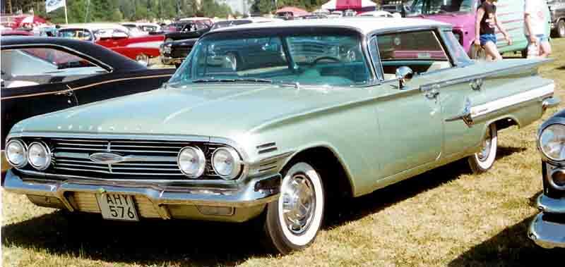 File:1960 Chevrolet Impala 4-Door HT AHY576.jpg