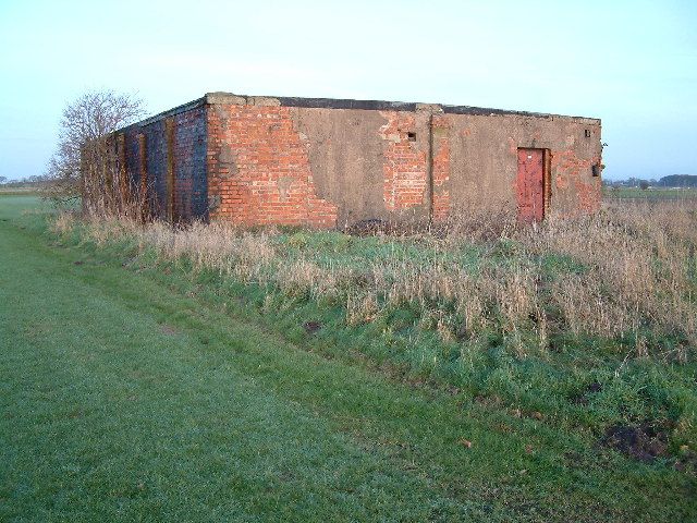 File:Ammunition Bunker - geograph.org.uk - 101261.jpg