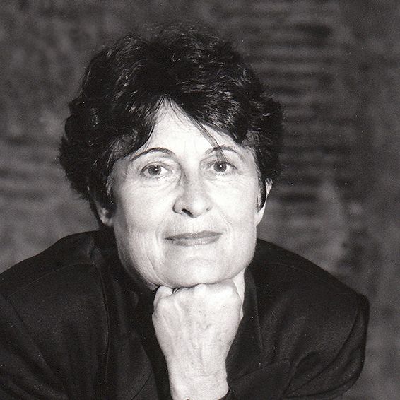 File:Anne-Marie Deschamps.jpg