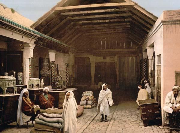 File:Bazar - Tunis - Tunisia - 1899.jpg