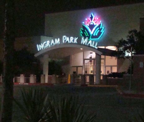 File:Ingram Park Mall2.JPG