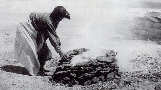 File:Nampeyo firing pottery, 1901, Smithsonian Institution.jpg