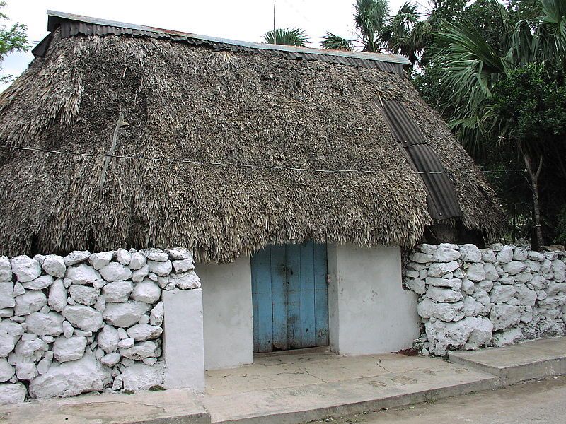 File:Tekanto traditional house.jpg