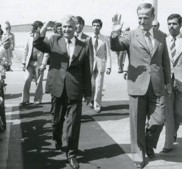 File:AssadCausaecue1979.png