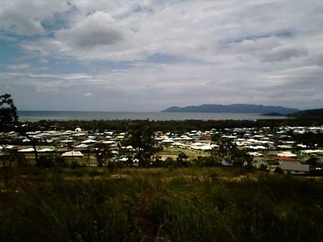 File:Bushland Beach with Magnetic Island in background.jpg