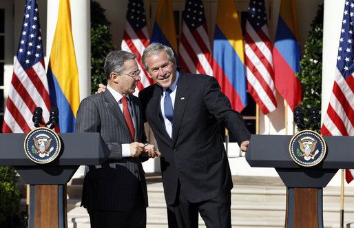 File:George Bush and Alvaro Uribe Velez.jpg