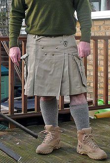 File:Utilkilt beige.jpg