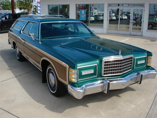 File:1978 Ford LTD Country Squire wagon.jpg