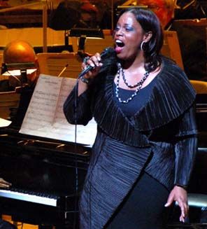 File:Dianne Reeves 2.jpg